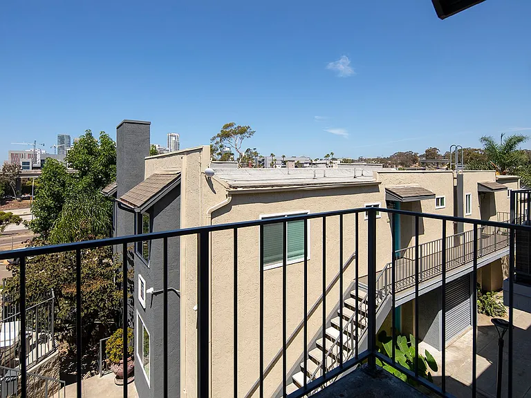 Golden Pacific Apartments — Photo 41