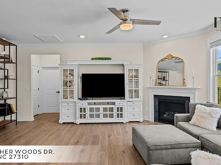 4660 Thatcher Woods Dr — Photo 25