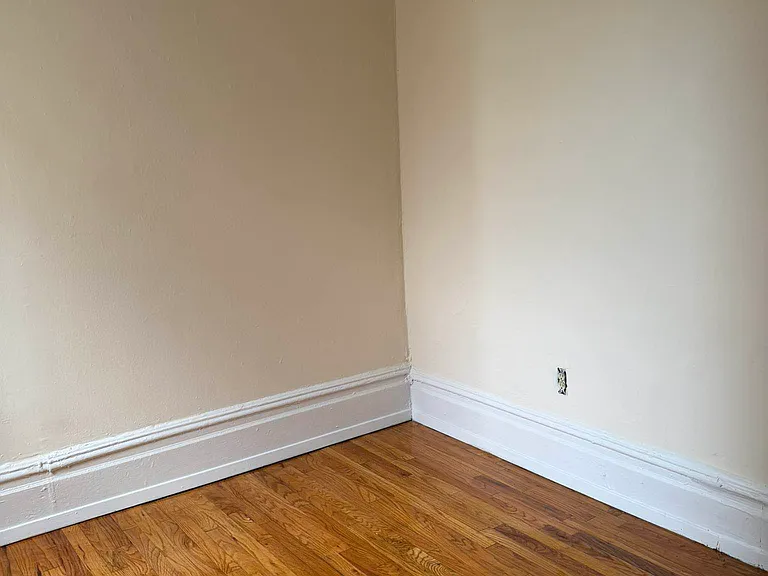 24-35 Steinway St #17 — Photo 11