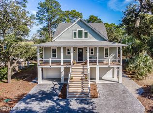 366 Blue Gill Rd, Saint Helena Island, SC 29920