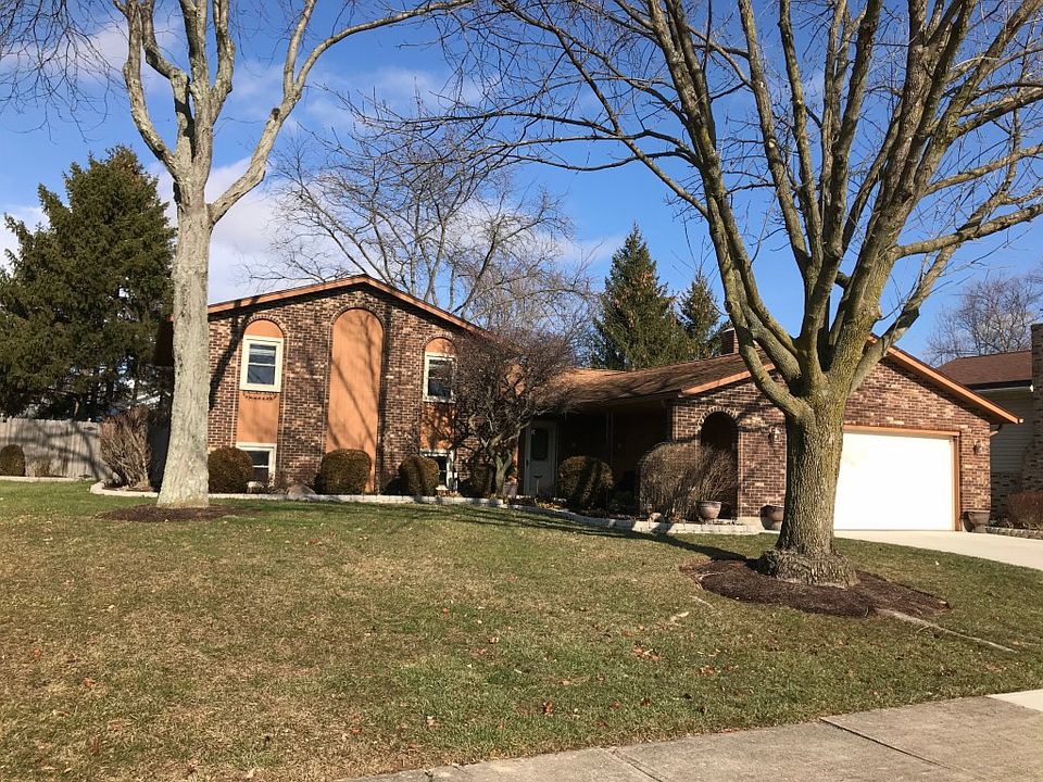 1st image of 412 Mound St