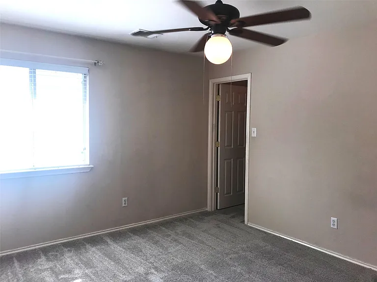11321 Fletcher Hall Ln — Photo 22