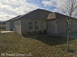 142 SW Rock Garden Ln, Blue Springs, MO 64064