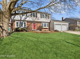 27 Timber Hill Rd, Buffalo Grove, IL 60089