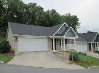66 Hiddenbrook Ln, JOHNSON CITY, TN 37615