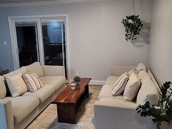 3rd image of 340 Fairview Dr SE