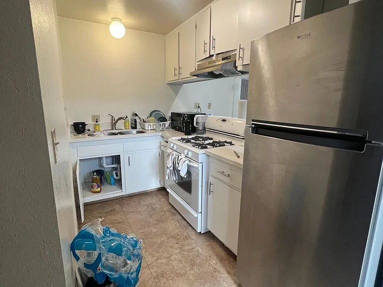 1141 E Foothill Blvd #5 — Photo 7