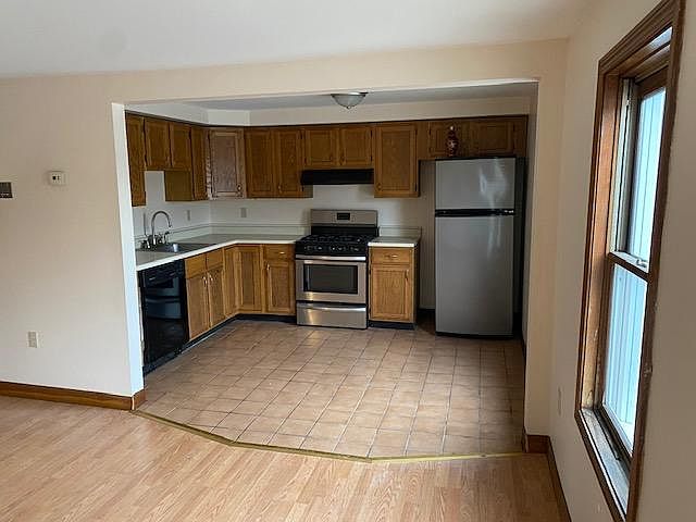 1st image of 4 Saint Paul St #4