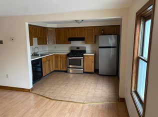 4 Saint Paul St #4, Blackstone, MA 01504
