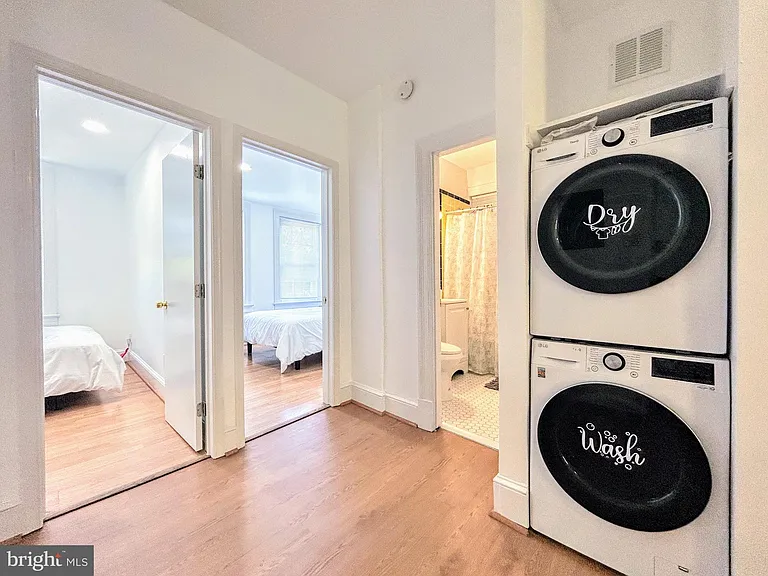 1544 Independence Ave SE #3 — Photo 10