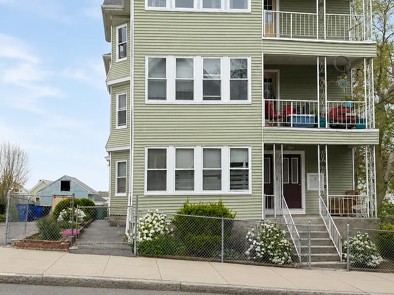 1026 Rock St — Photo 13