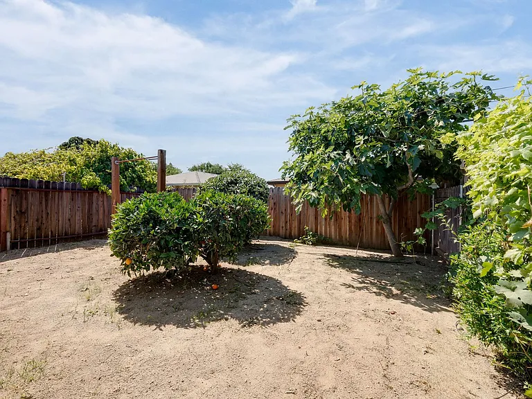 10158 De Soto Way — Photo 19