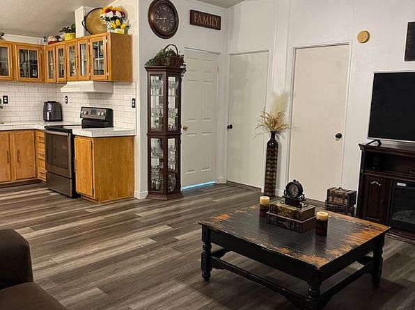 1937 N Pinewood Dr, Idaho Falls, ID 83401
