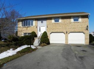 949 Old Elizabethtown Rd, Elizabethtown, PA 17022