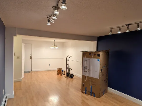 175 Ward St APT 28, Revere, MA 02151