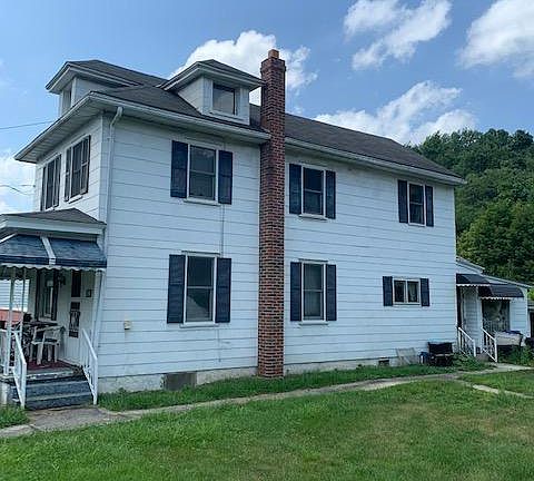 2nd image of 643 Forest Ln