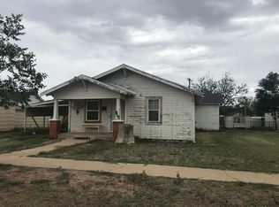 810 Nassau St, Plainview, TX 79072