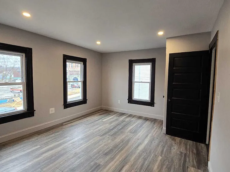 530 Myrtle St — Photo 31