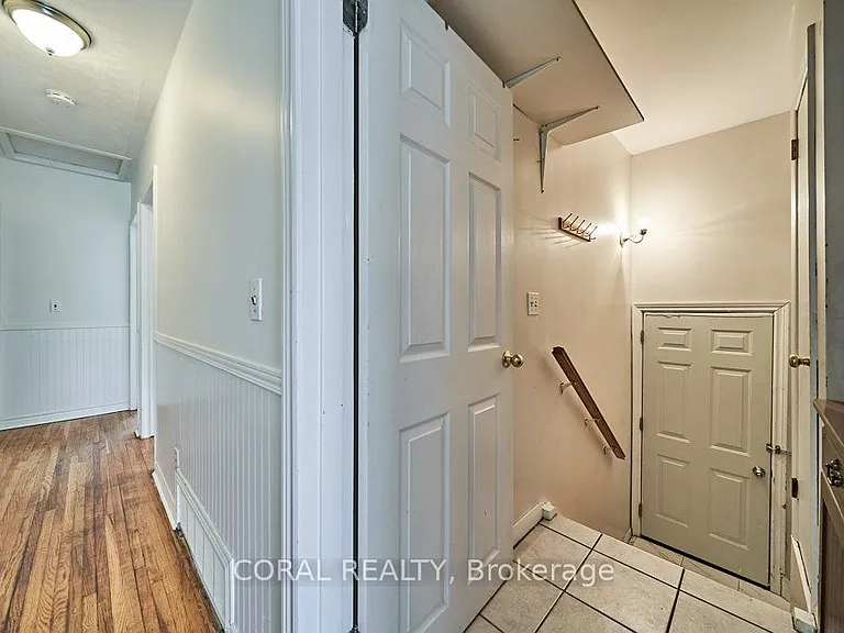 213 Cabot St — Photo 13