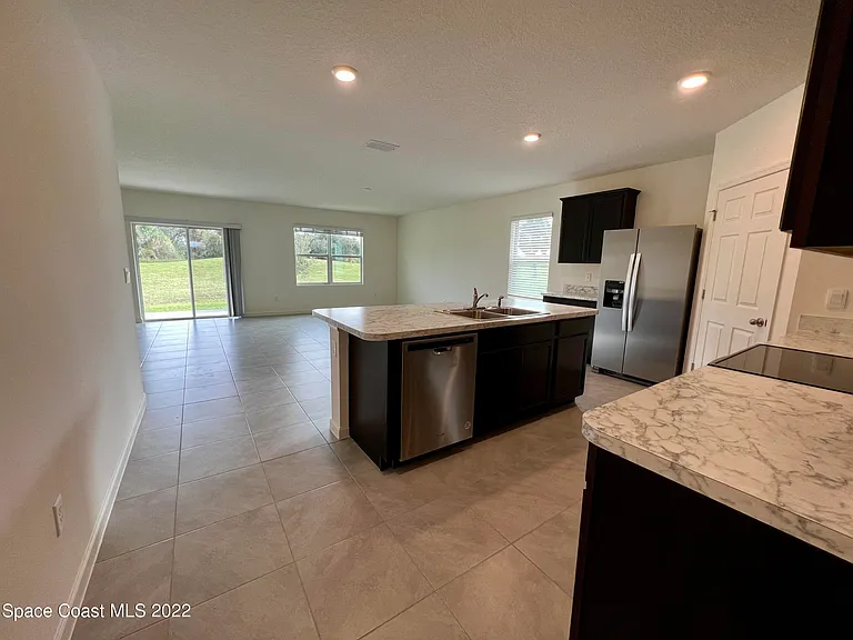 3400 Burrowing Owl Dr — Photo 3