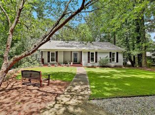 183 Indian Bend Dr, Lagrange, GA 30240