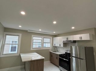 13 Stecher St #2R, Newark, NJ 07112