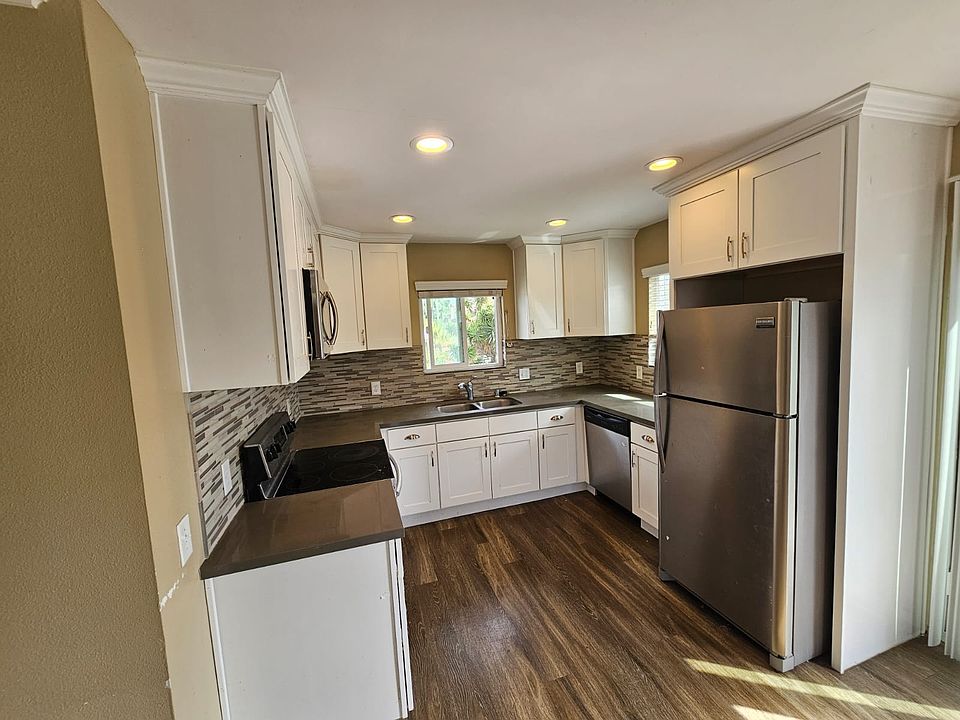 1st image of 3675 Villa Ter #F