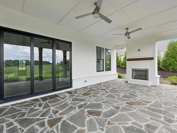 4th image of 203 Eagles Way