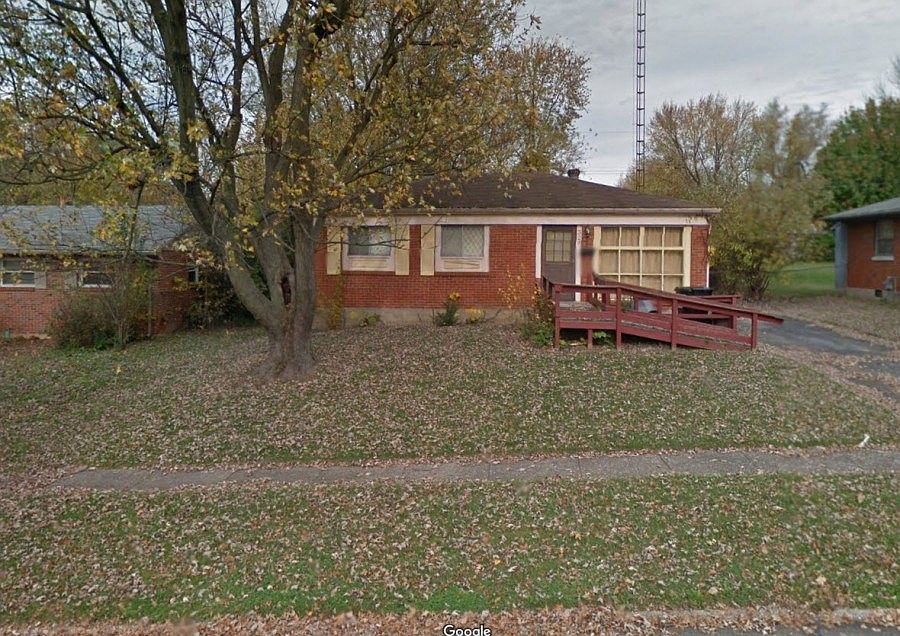 1st image of 329 Stoneybrook Dr