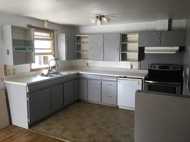 865 S Lincoln Ave — Photo 6