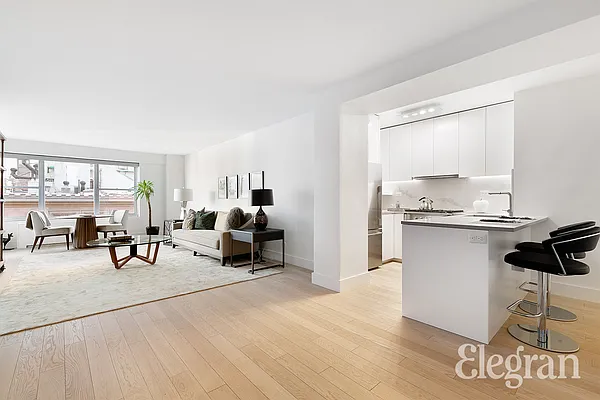 Sold by (Legacy) Elegran | media 19