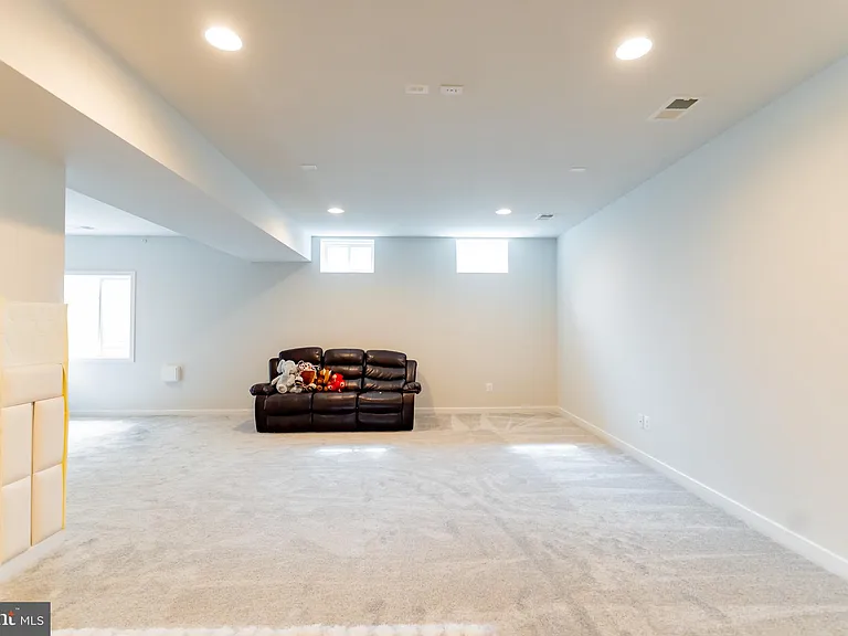 41914 Spring Air Dr — Photo 73