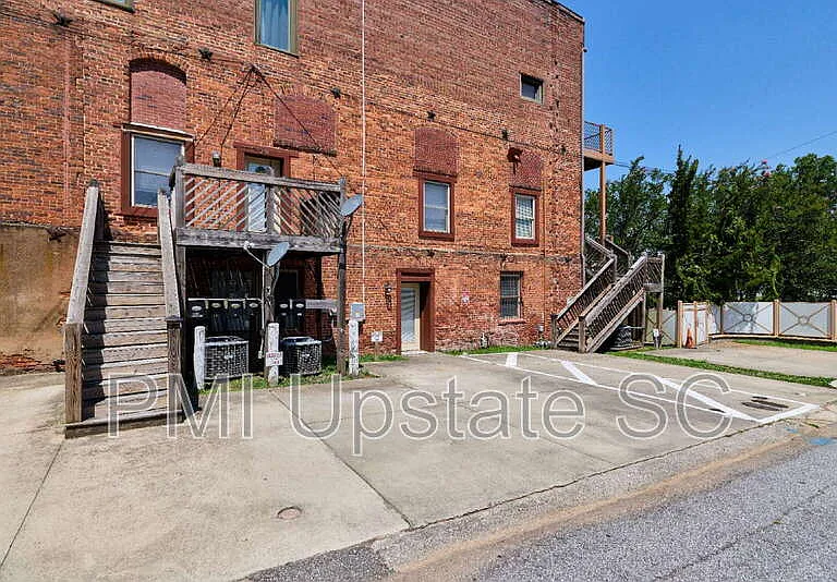 101 Silver St #101 — Photo 15