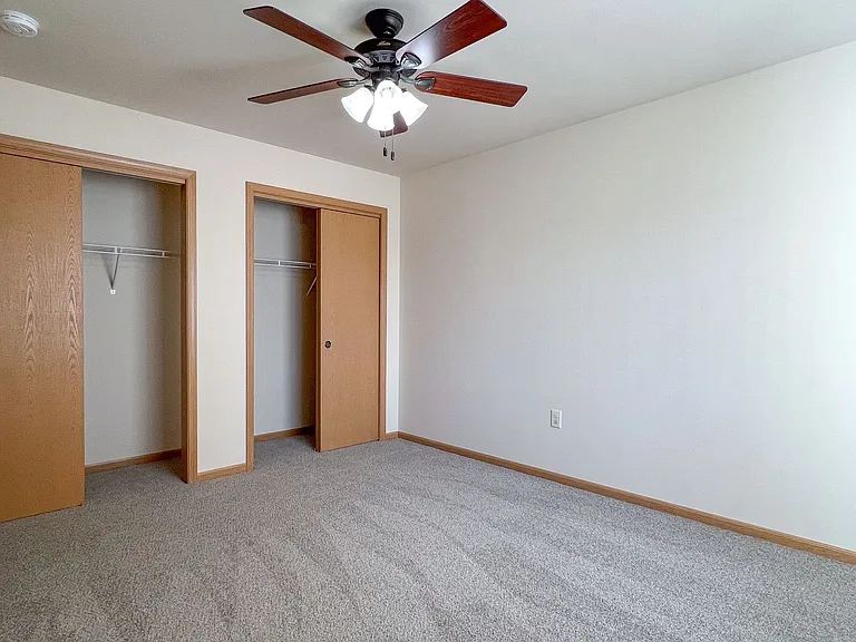 1201 N Memorial Drive 2401 Semling Dr — Photo 16