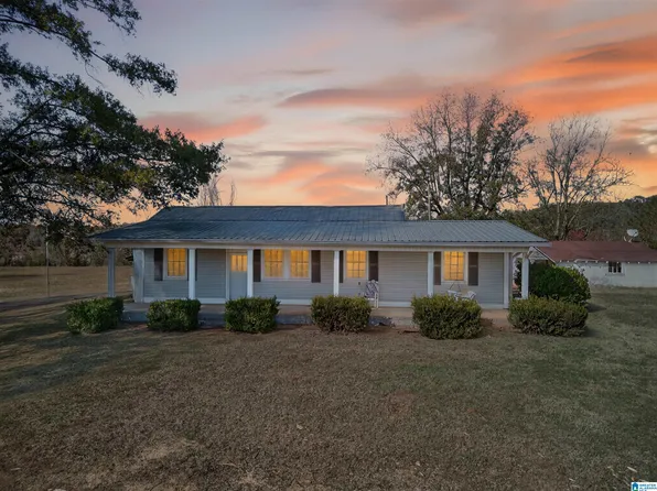 571 P D Rd, Lincoln, AL 35096