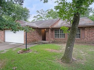 3235 Villagedale Dr, Humble, TX 77339