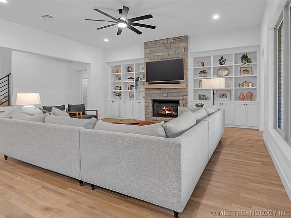 5th image of 5327 E 124th Pl S