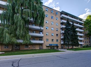 240 Lake Promenade, Toronto, ON M8W1B2