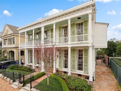 1530 4th St, New Orleans, LA, 70130