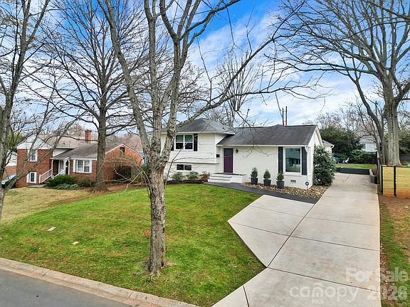 4th image of 5001 White Oak Rd