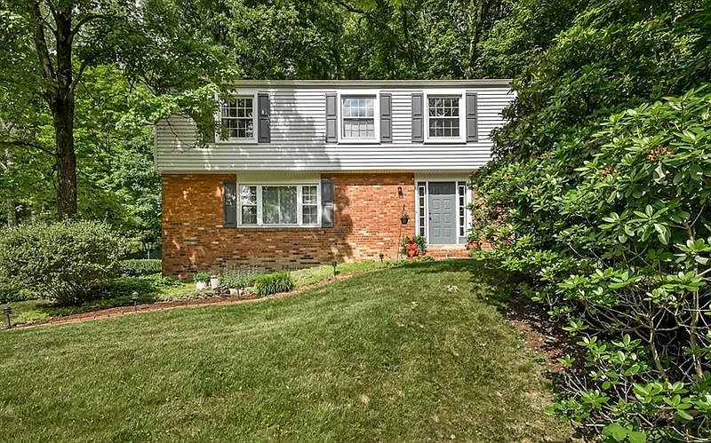 1st image of 2477 Trotter Dr