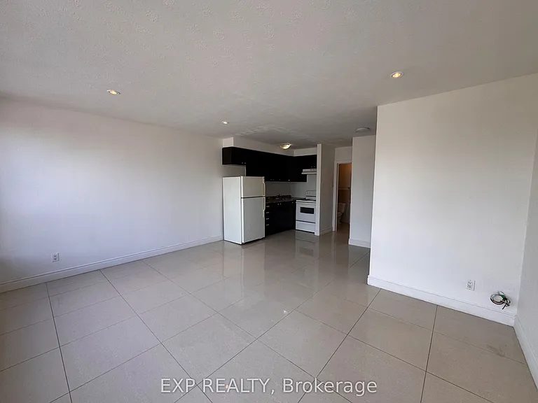 256 Lakeshore Rd E #1 — Photo 9