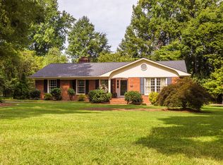 910 Brentwood Dr, Burlington, NC 27215