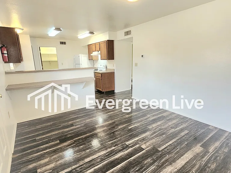 132 Hound Ct — Photo 8