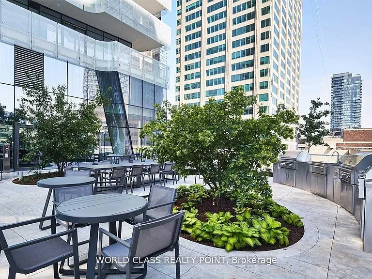 1 Bloor St E #1511 — Photo 29