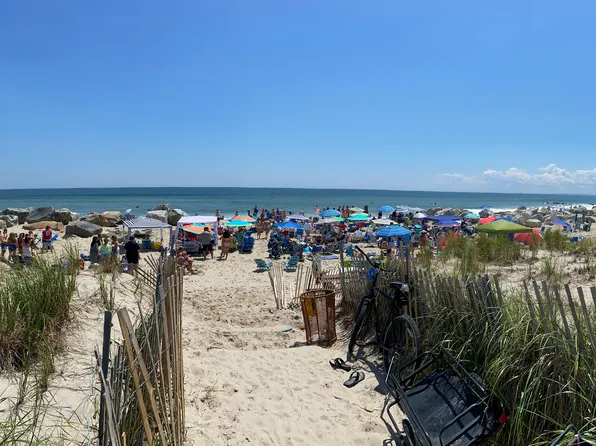 128-18 Newport Avenue image 15 of 17