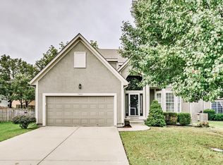 7905 W 142nd St, Overland Park, KS 66223