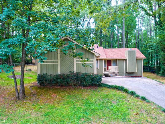 2nd image of 3074 Carmel Dr