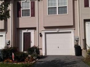 715 Trout Creek Ln, Allentown, PA 18103