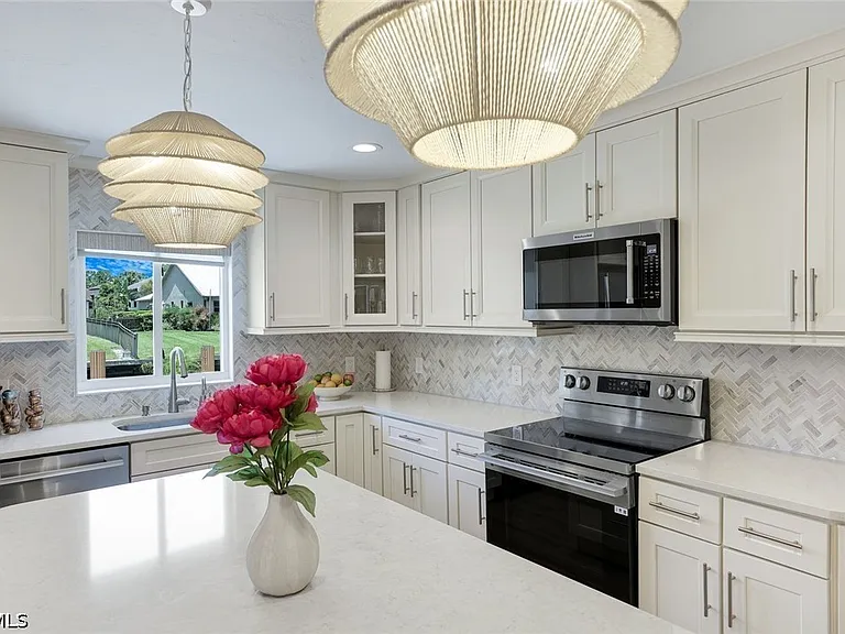 27098 Harbor Dr — Photo 14